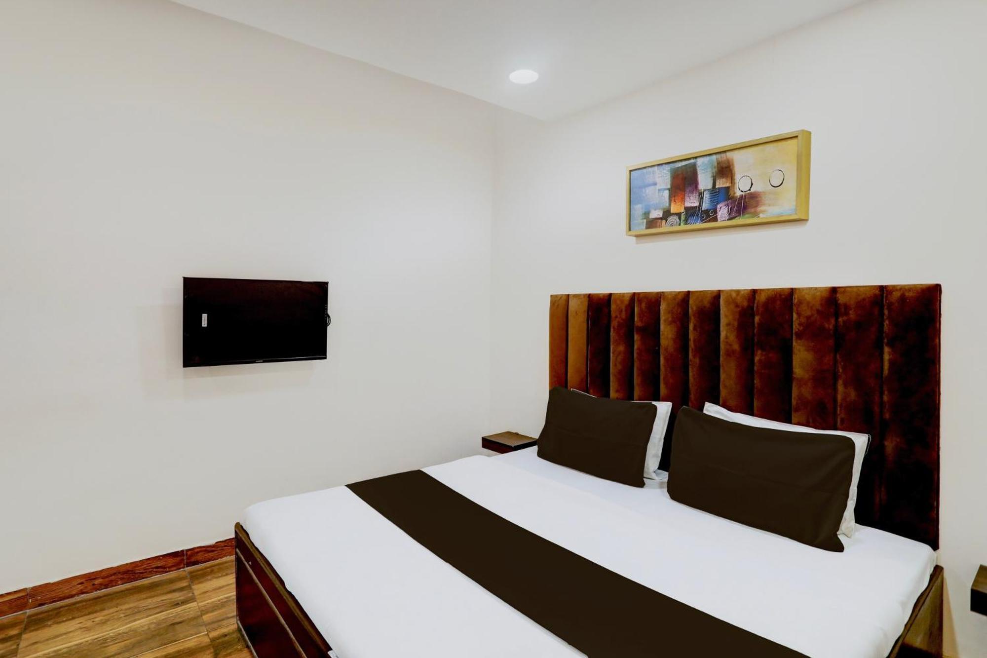 Hotel O Highway Inn Мірут Екстер'єр фото